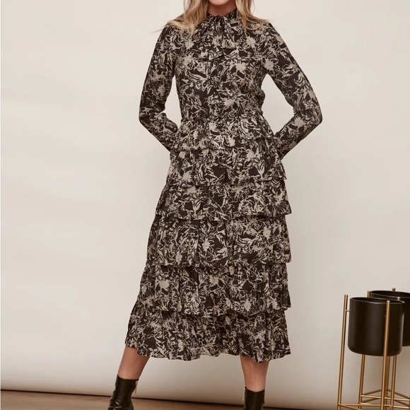 junees Dresses & Skirts - Junees Georgette Pilgrim Dress